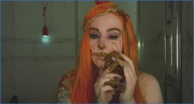 SweetBettyParlour's Hardcore Scat and Shit Eating in Russian Clip