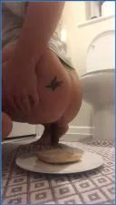 Scat Princess Brings Hardcore Femdom Action in Hotdog Clip