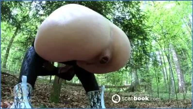 Morning Forest mess with Godess Kink aka TeenScatGodess