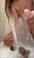 Marinayam19- Real Solo Shitting and Smearing for True Fetish Fans