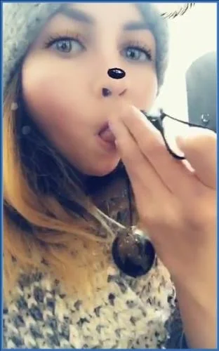 Kaviar LilbuttLex Licking Her Anal Beads Clean in Deep Ass to Mouth and Pee Play