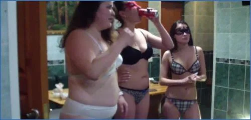 MilanaSmelly in Scat Domination: Toilet Slave Serves 4 Ladies